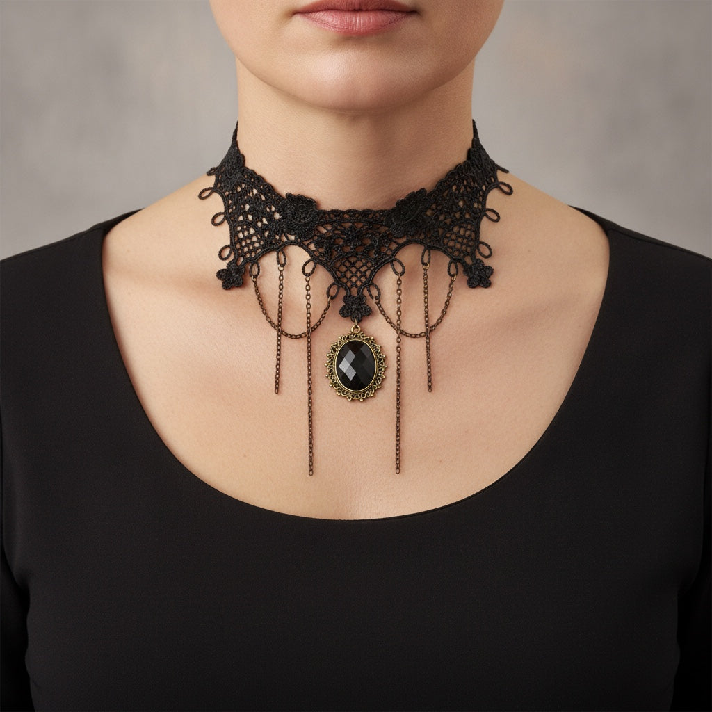Collier Lilith · Obsidienne porté, vue de face